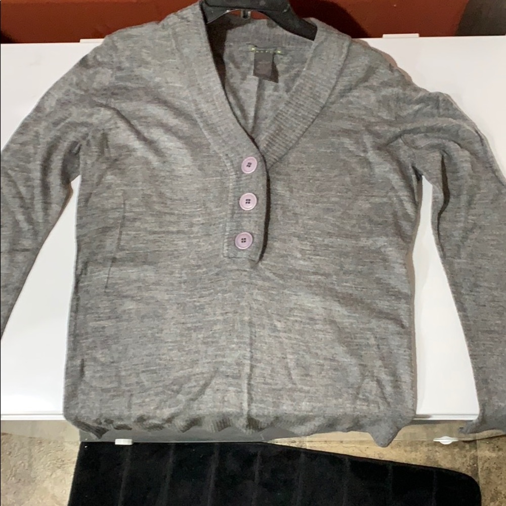Kenneth Cole Sweater